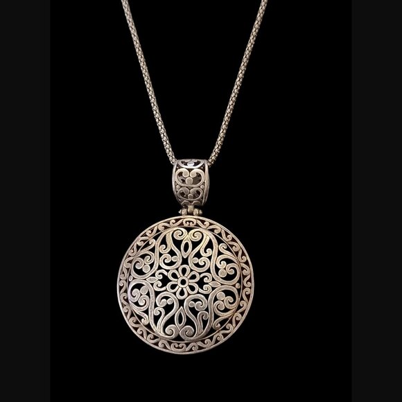 925 Silver Oxidized Filigree Open Medallion 18" Chain 2.25" Pendant Necklace - Picture 7 of 8
